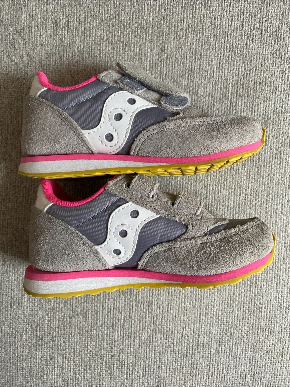 Saucony Kids Gray and Pink Velcro Athletic Sneakers